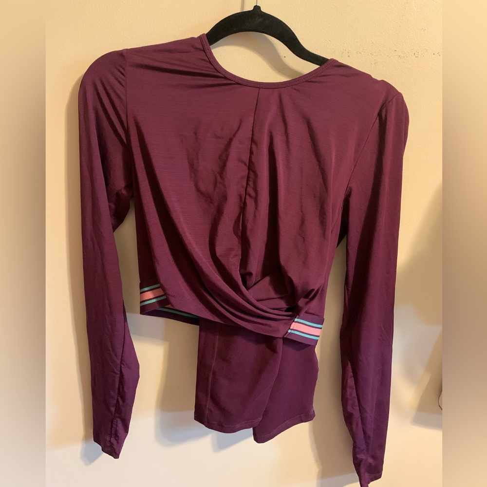 Fabletics long sleeve workout top and matching leggings